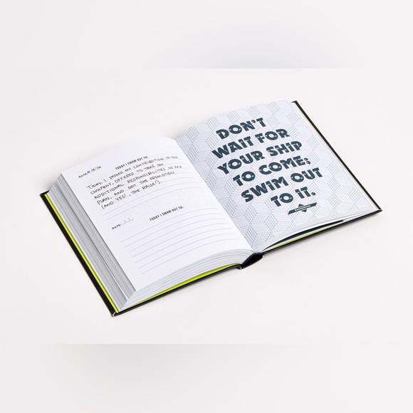 ‘Do One Thing Everyday That Scares You’ Journal *NEVER USED* - Picture 8 of 17